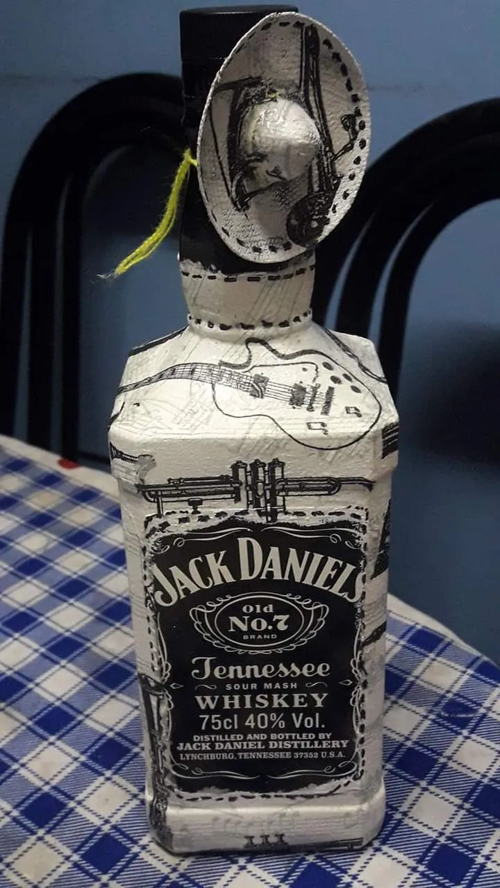 14099 seltzer bottles kitchen decor 3