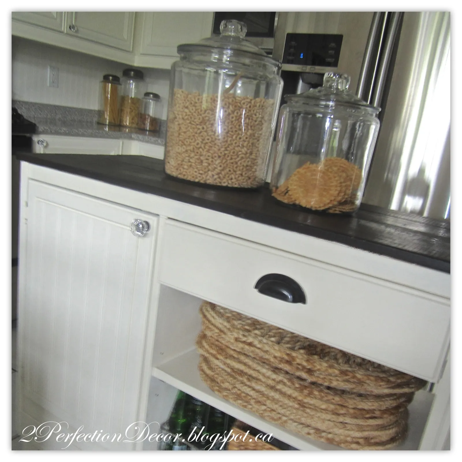 14106 summer kitchen color