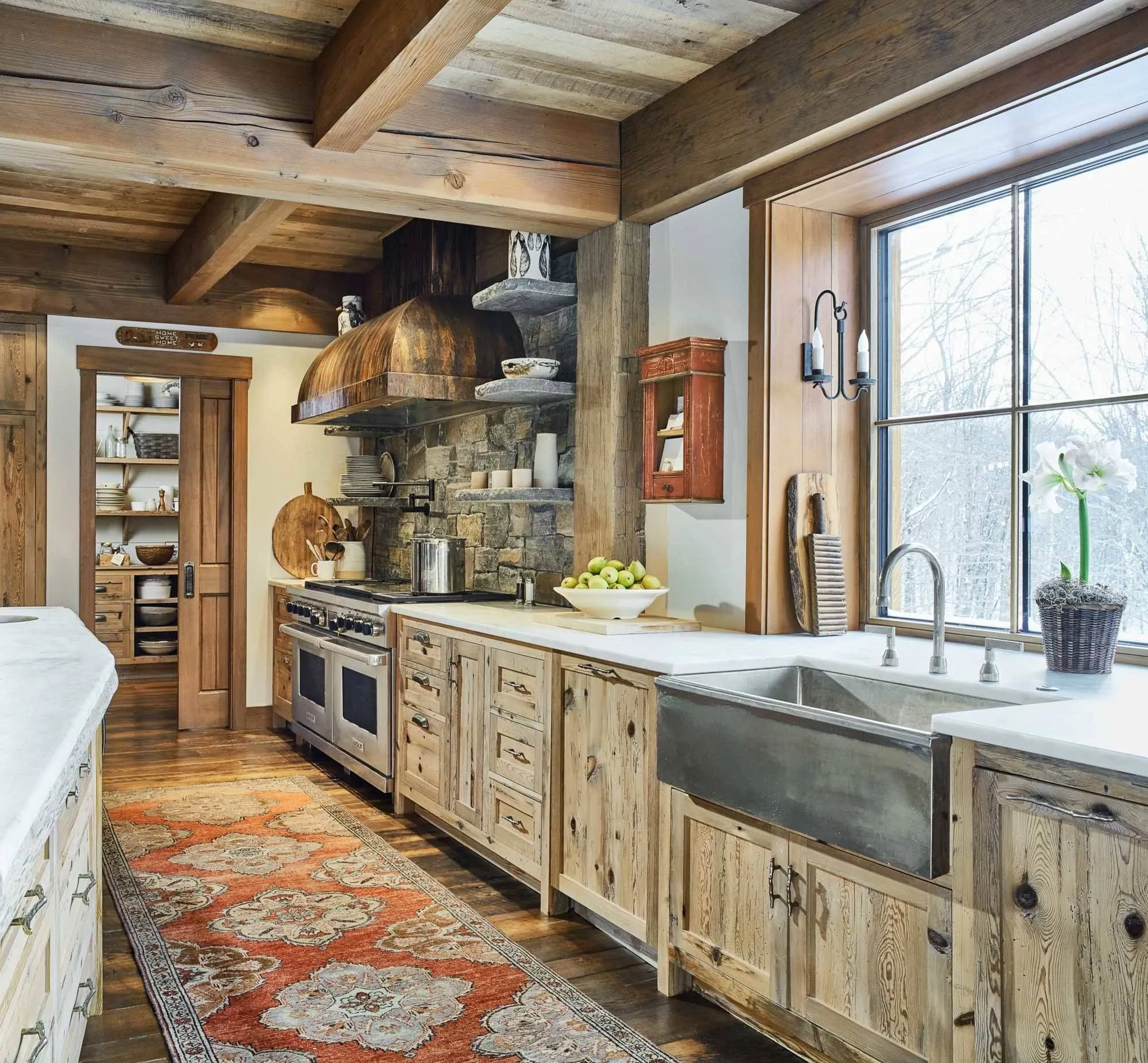 14128 farmhouse kitchen wood elements
