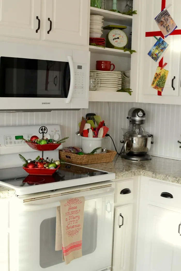 14133 kitchen wreaths