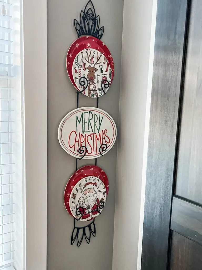 14140 christmas kitchen centerpiece