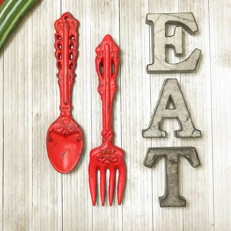 /img/14148-kitchen-letters-decor-image8.webp
