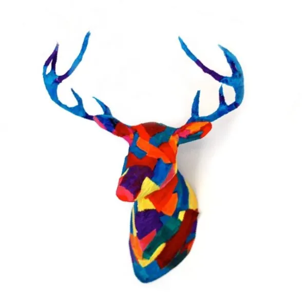 /img/14219-faux-deer-head-kitchen-decor-7.webp