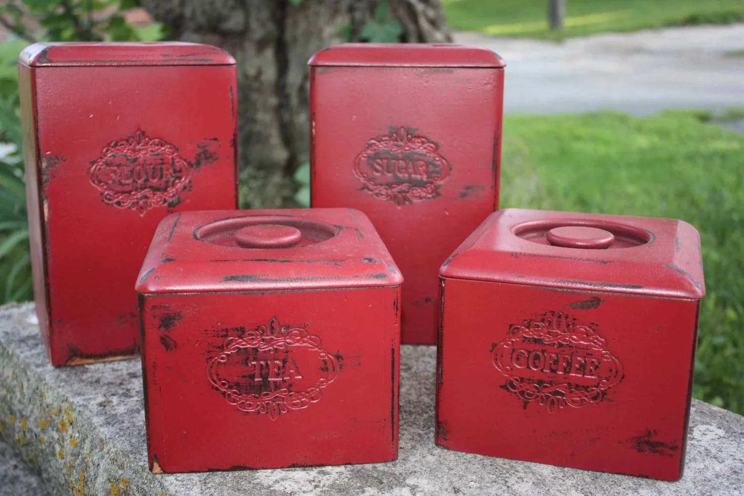 14241 glass red containers