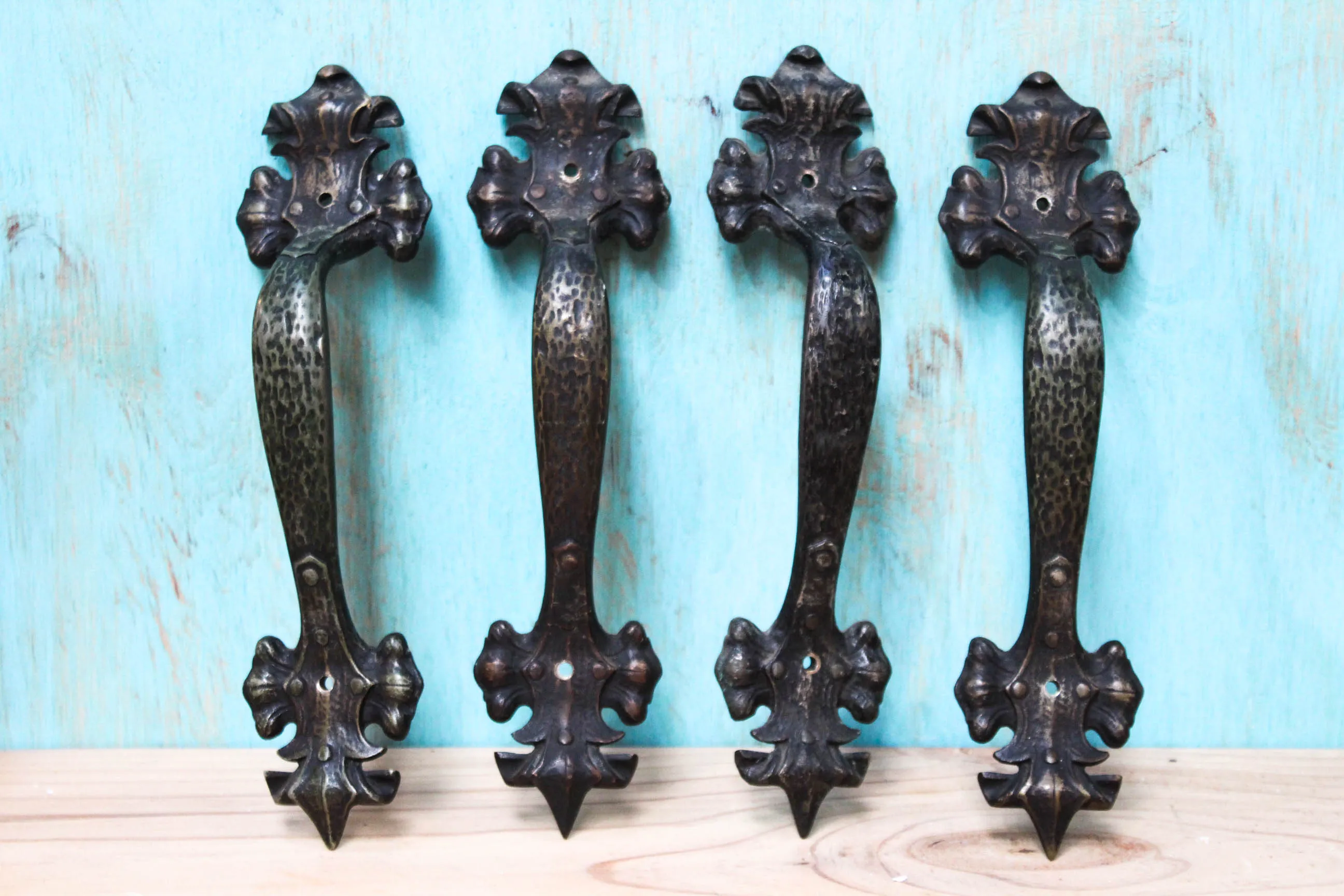 14260 antique inspired handles