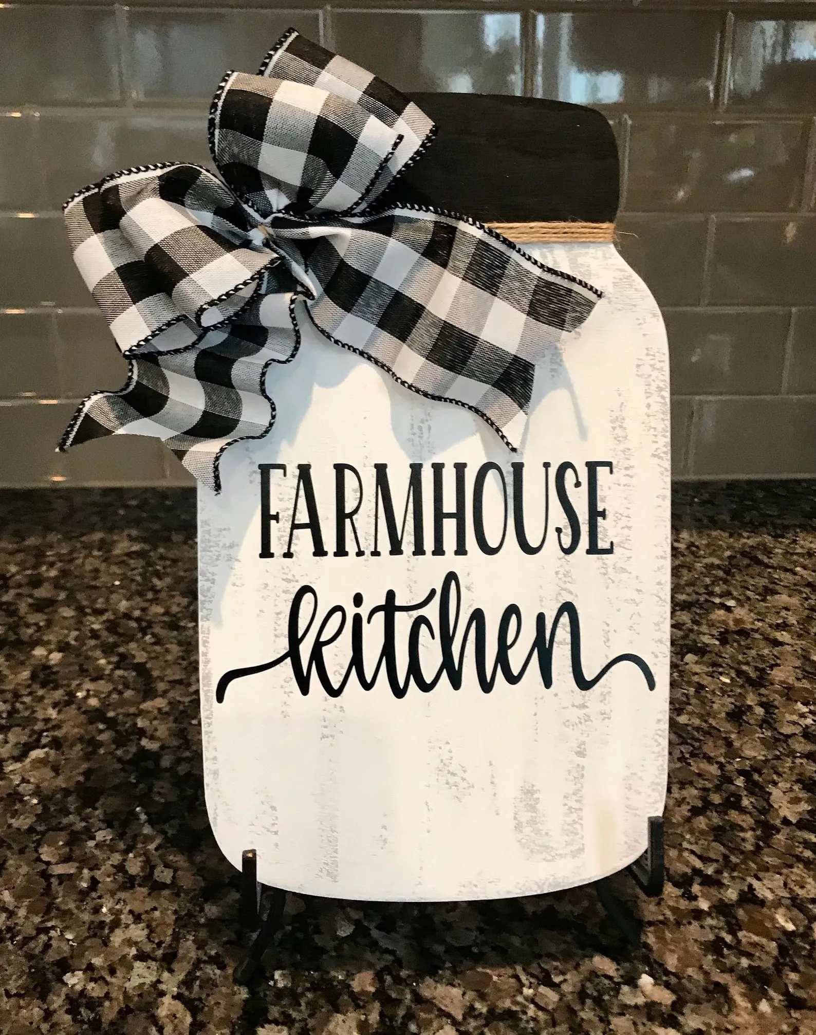 14289 farmhouse kitchen lighting