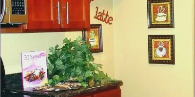 /img/14291-coffee-themed-kitchen.webp
