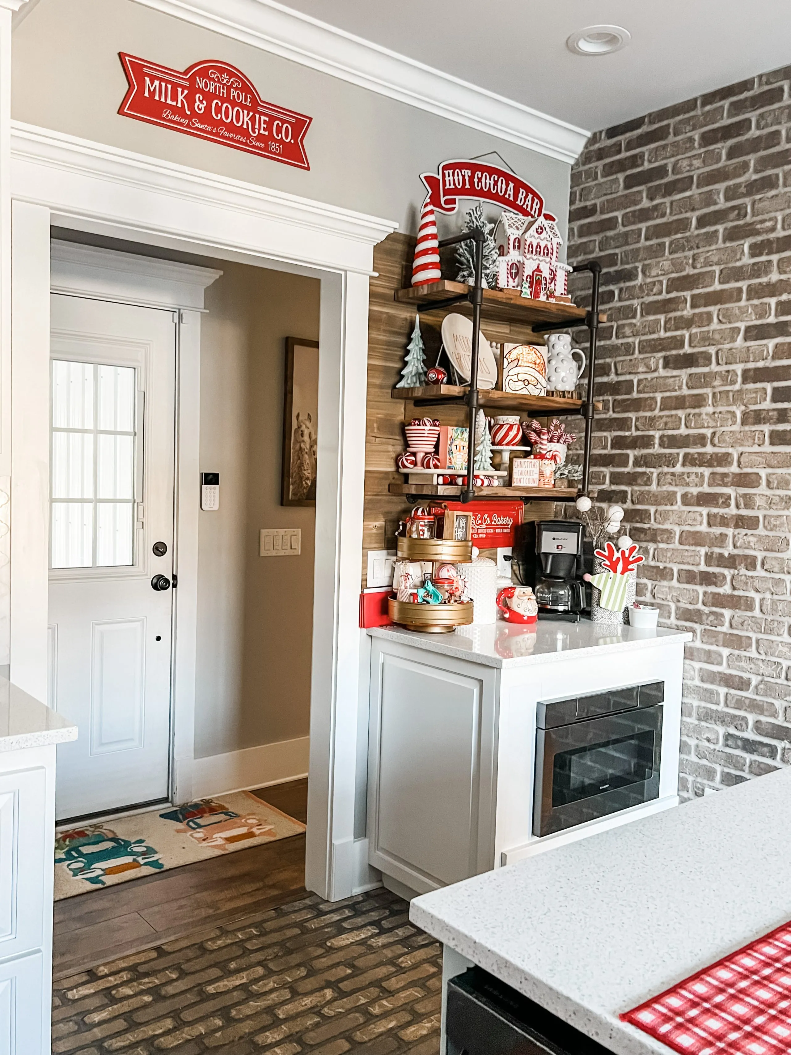 14302 christmas kitchen decor 4