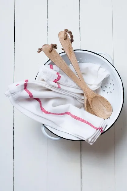 14332 red kitchen textiles